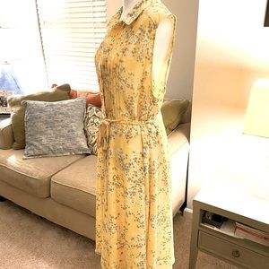Lemon floral-print sleeveless dress! Size 14
